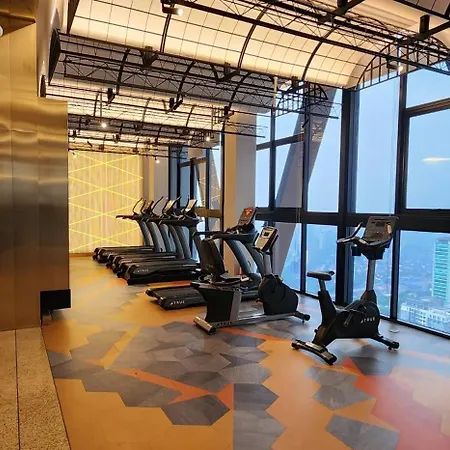 The Scarletz Klcc Apartment Kuala Lumpur Exterior photo