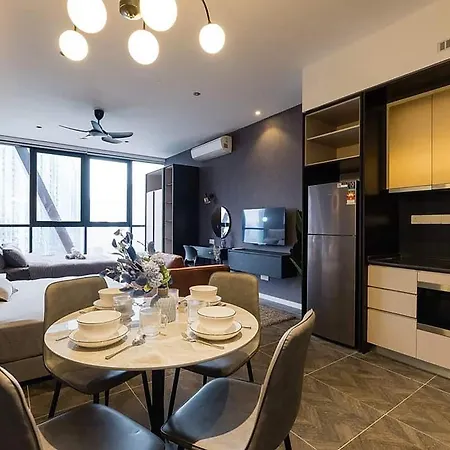 The Scarletz Klcc Apartment Kuala Lumpur Exterior photo