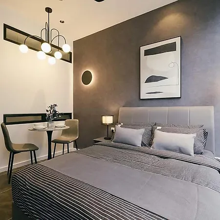 The Scarletz Klcc Apartment Kuala Lumpur Exterior photo