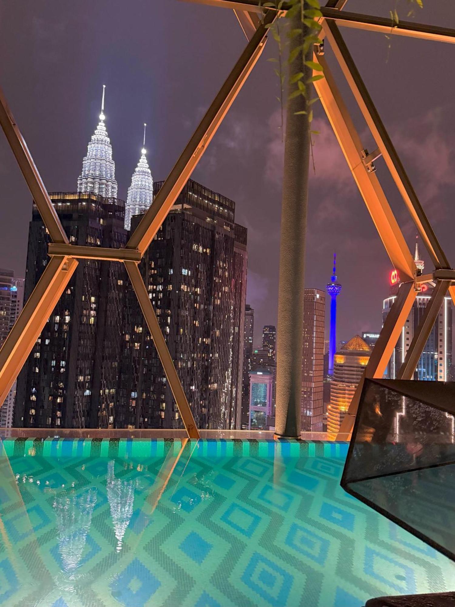 Apartment The Scarletz Klcc Kuala Lumpur